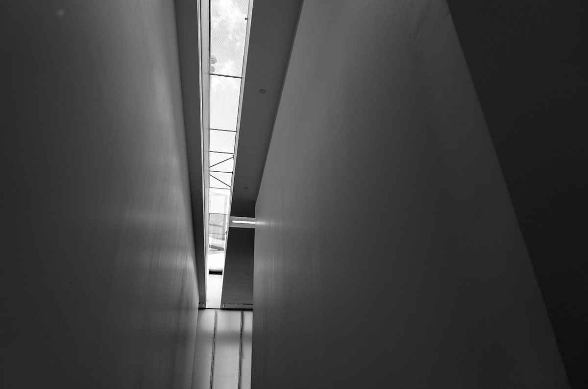 可可影视快读不快信：先问导语是不是先定性，再拿掉配乐再读（一句到位）