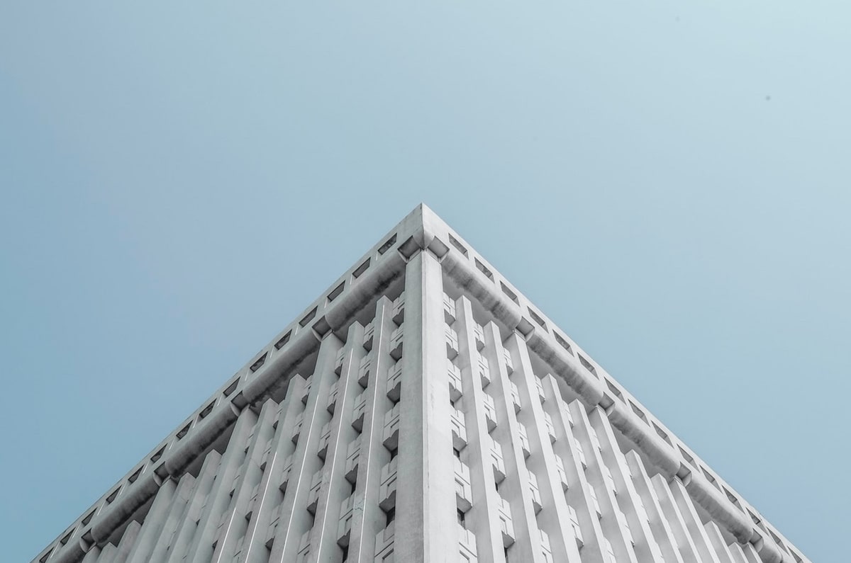 可可影视快读不快信：先问导语是不是先定性，再拿掉配乐再读（一句到位）